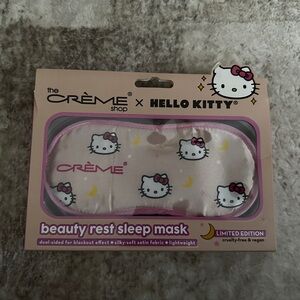 ❥ Brand new Crème X Hello Kitty plushie sleep masks